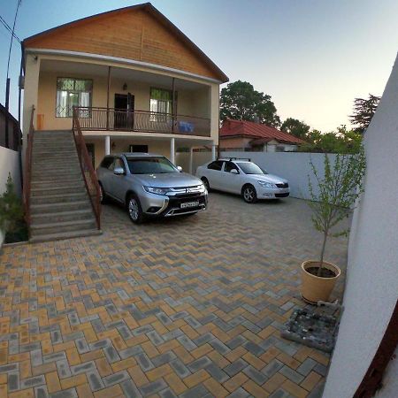 Гостевой Дом "Ласточкино Гнездо" Tsandrypsj Buitenkant foto